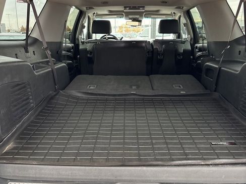 Used 2017 GMC Yukon XL SLT w/ Open Road Package image 40