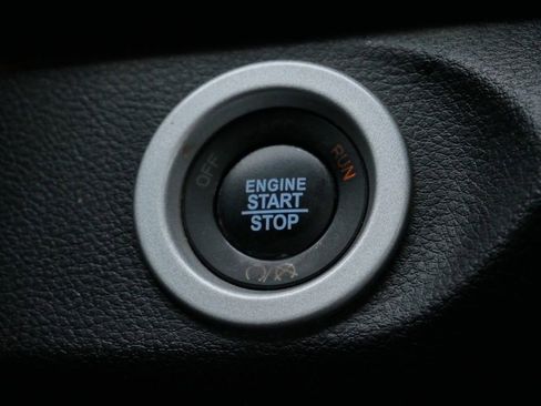 Used 2017 RAM 1500 Laramie w/ Convenience Group image 39