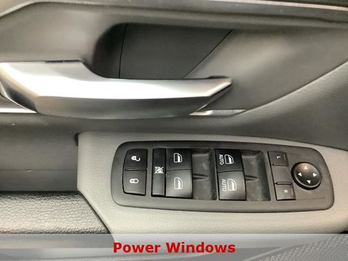 Used 2019 RAM 1500 Big Horn image 13