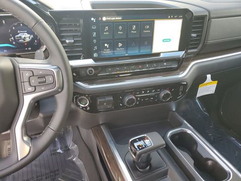 New 2026 Chevrolet Silverado 1500 LT Trail Boss w/ Safety Package image 25