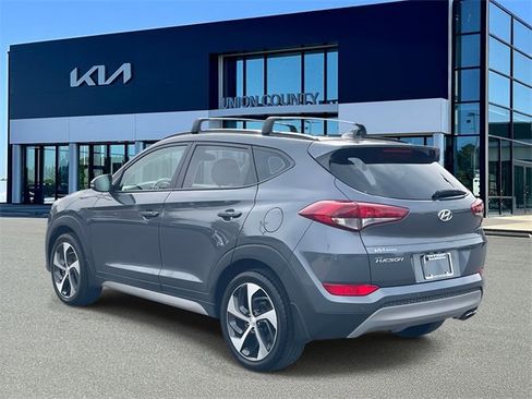 Used 2018 Hyundai Tucson Value image 9