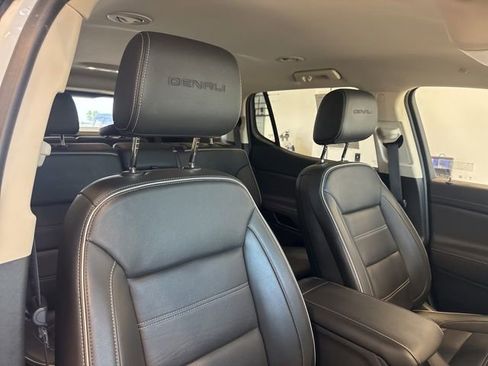 Used 2023 GMC Acadia Denali AWD/4WD image 37