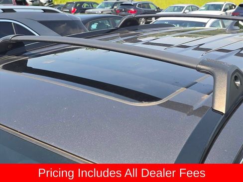 Used 2023 Toyota RAV4 XLE Premium FWD image 5