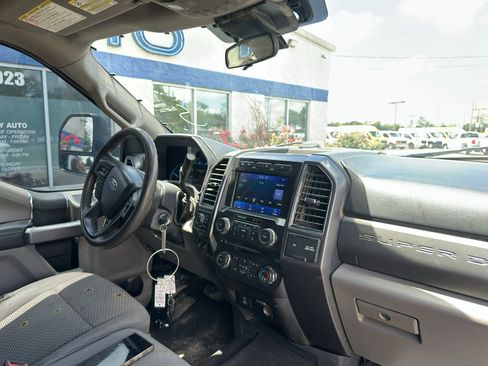 Used 2022 Ford F250 XLT w/ FX4 Off-Road Package AWD/4WD image 12