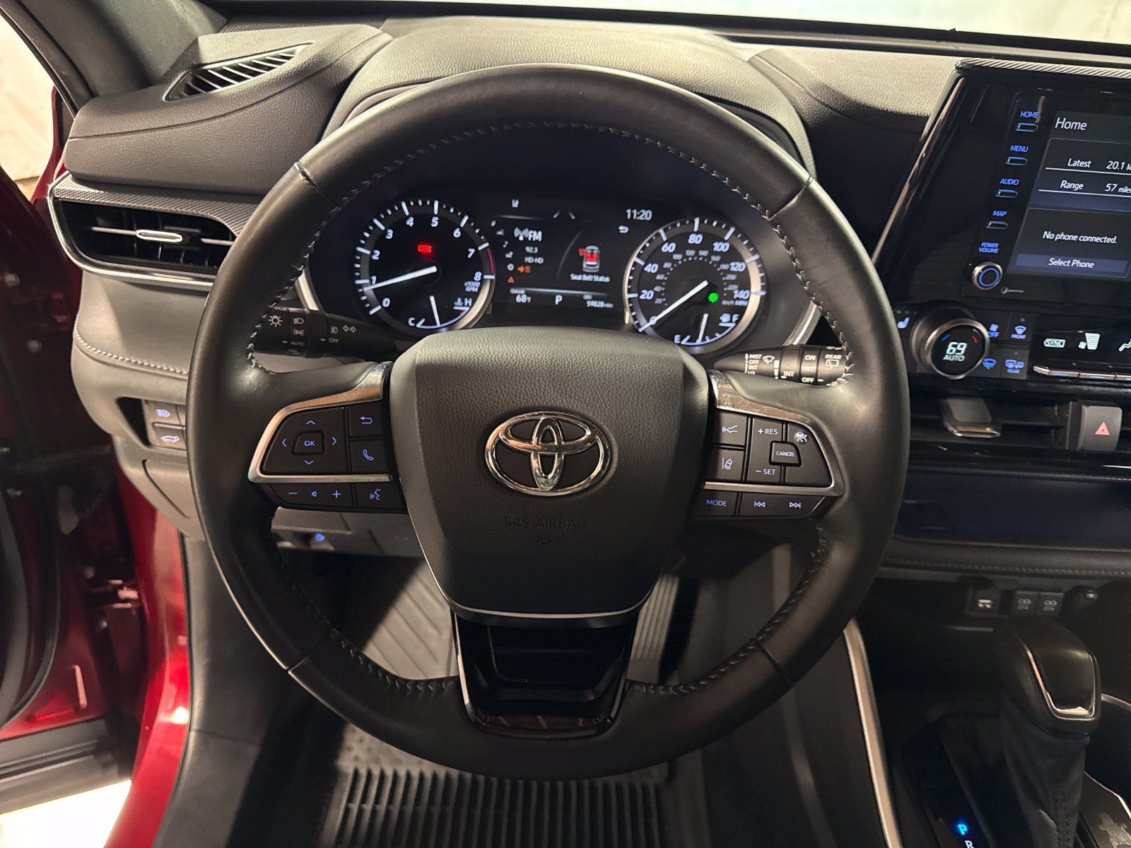 Used 2021 Toyota Highlander XSE AWD/4WD image 15