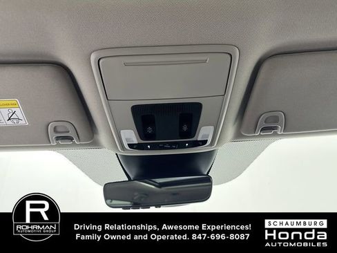 Certified 2025 Honda Pilot Elite image 11