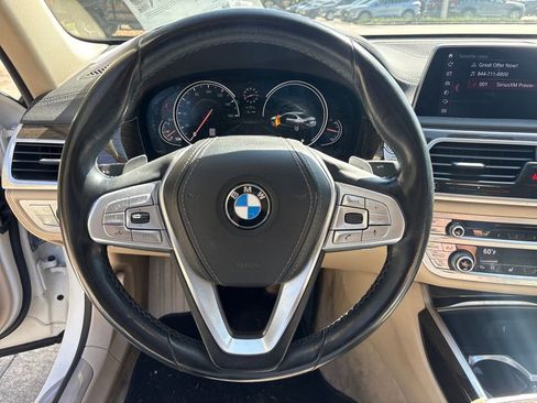 Used 2019 BMW 740i 740i image 19