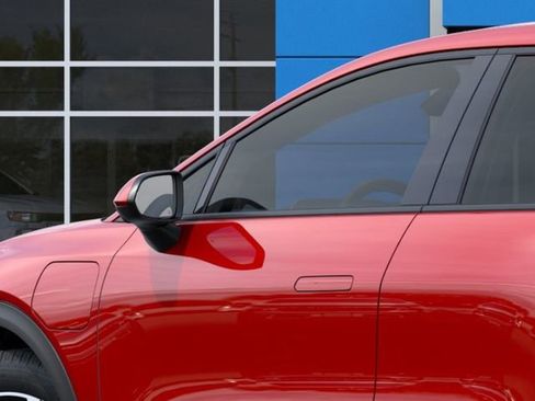 New 2026 Chevrolet Equinox EV LT image 13