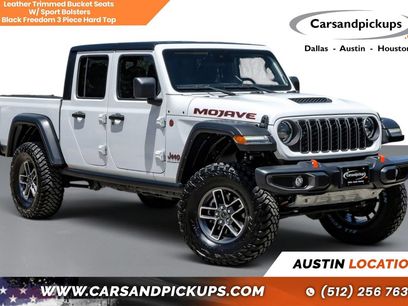 Used 2024 Jeep Gladiator Mojave w/ Convenience Group
