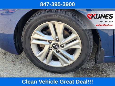 Used 2019 Hyundai Elantra SEL FWD image 13