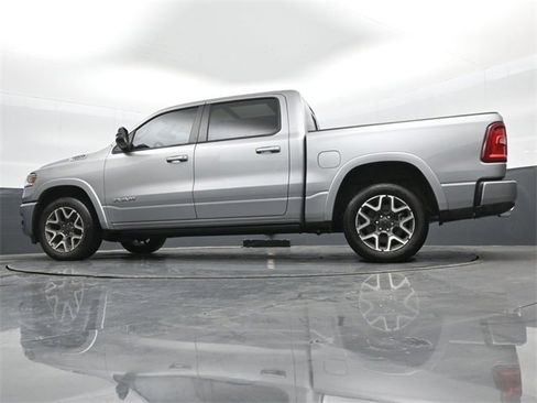 Used 2025 RAM 1500 Laramie w/ Laramie Southwest Edition image 31