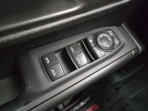 Used 2024 Chevrolet Silverado 2500 Custom w/ Custom Value Package image 32