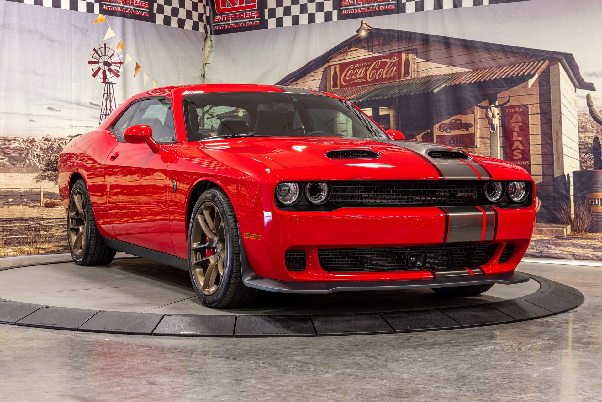 Used 2023 Dodge Challenger SRT Hellcat RWD image 1