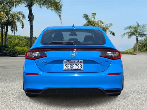 Used 2023 Honda Civic Sport image 5