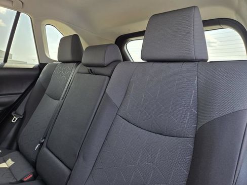 Used 2021 Toyota RAV4 XLE w/ Convenience Package FWD image 29