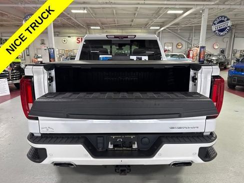 Used 2021 GMC Sierra 1500 Denali w/ Denali Ultimate Package AWD/4WD image 32