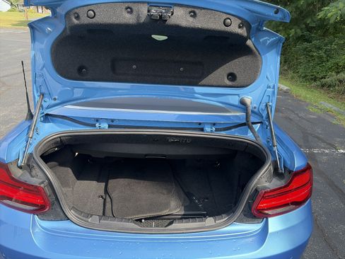 Used 2020 BMW 230i Convertible RWD image 21