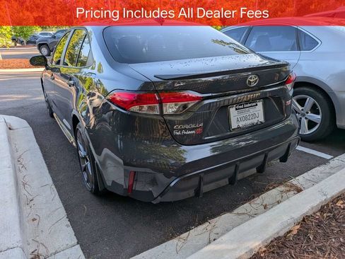 Used 2026 Toyota Corolla SE FWD image 5