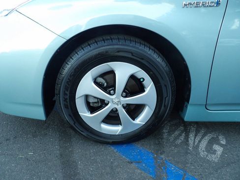 Used 2014 Toyota Prius Four FWD image 14