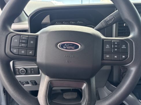 Used 2025 Ford F450 XLT w/ XLT Value Package AWD/4WD image 28
