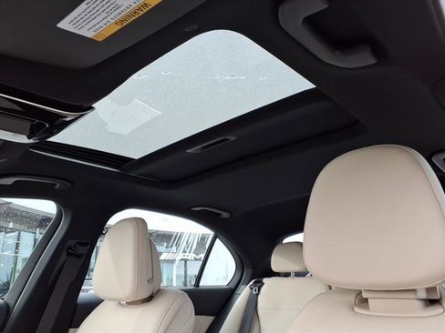 Used 2025 Mercedes-Benz C 300 4MATIC Sedan image 16