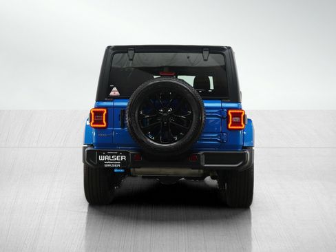 Used 2022 Jeep Wrangler Unlimited Sahara w/ Cold Weather Group image 4