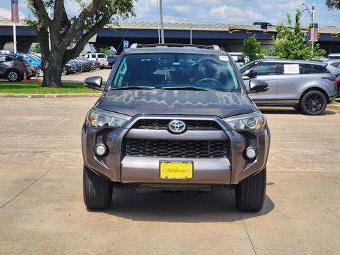Used 2018 Toyota 4Runner SR5 Premium RWD image 2