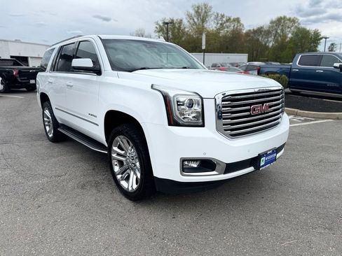 Used 2017 GMC Yukon SLT w/ Premium Edition AWD/4WD image 9
