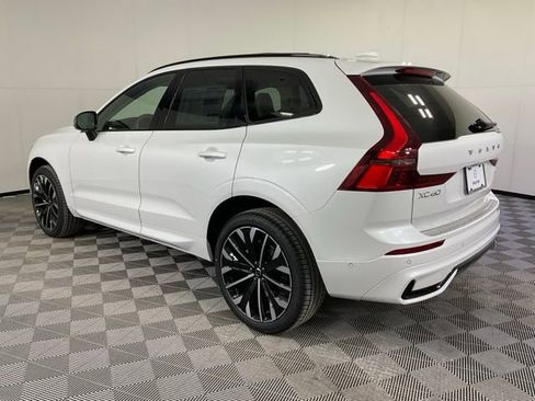 New 2026 Volvo XC60 B5 Ultra w/ Protection Package Premier image 4