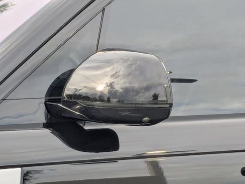 Certified 2023 Land Rover Range Rover First Edition image 12
