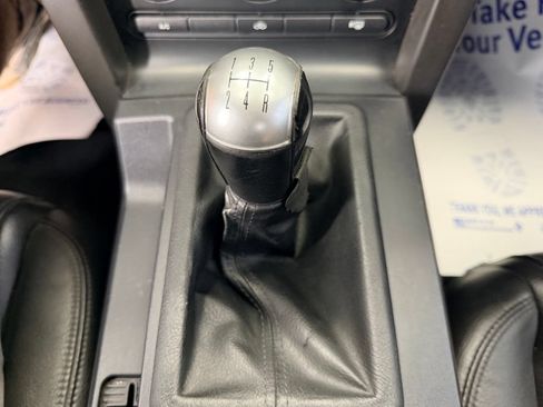 Used 2006 Ford Mustang GT RWD image 11