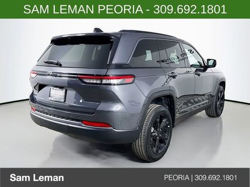 New 2026 Jeep Grand Cherokee Limited w/ Limited Altitude Package AWD/4WD image 7
