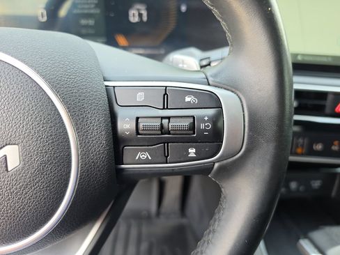 Used 2025 Kia K5 GT FWD image 29