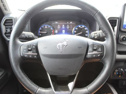 Used 2023 Ford Bronco Sport Outer Banks w/ Tech Package AWD/4WD image 25