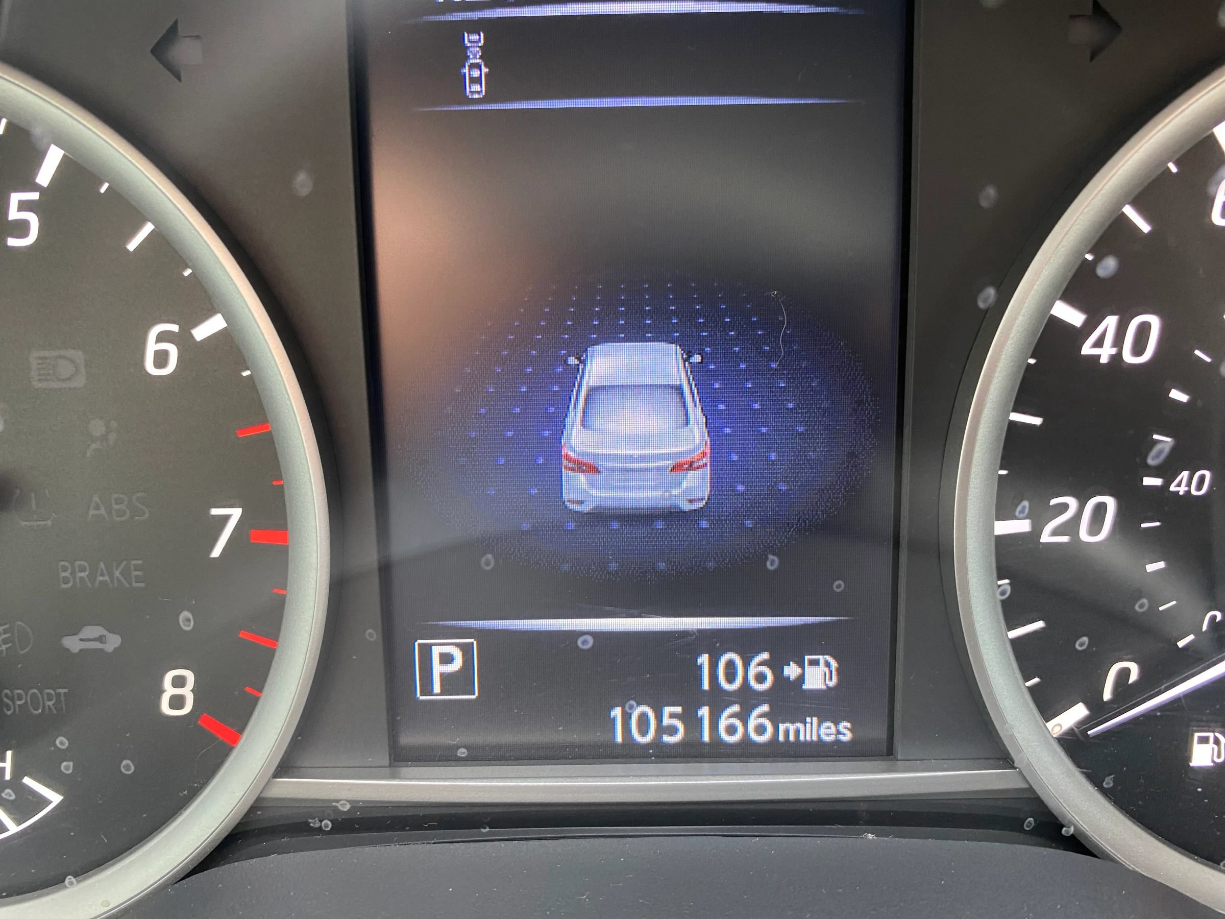Used 2018 Nissan Sentra SR w/ SR Midnight Edition Package FWD image 17