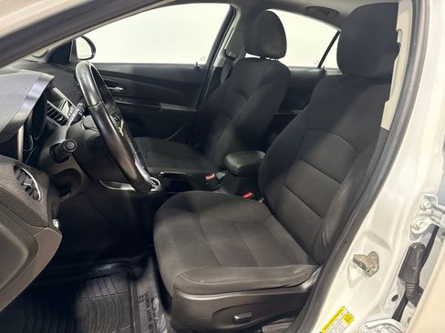 Used 2014 Chevrolet Cruze LT w/ All-Star Edition FWD image 19
