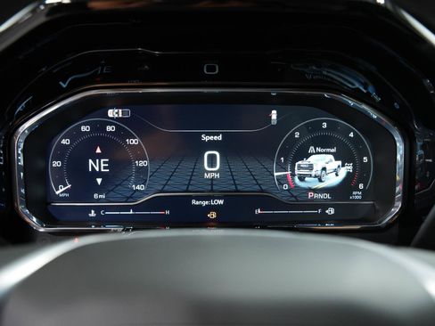 New 2025 GMC Sierra 2500 SLE w/ SLE Value Package; image 26