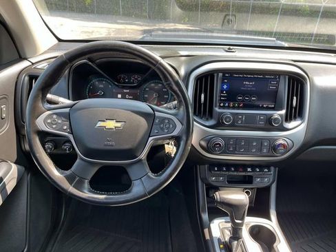 Used 2019 Chevrolet Colorado ZR2 image 12