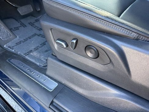 Used 2022 GMC Sierra 1500 Denali image 12