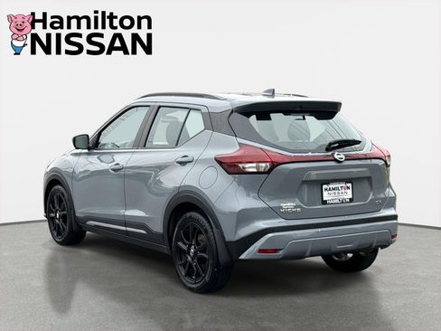 Used 2021 Nissan Kicks SR FWD image 4