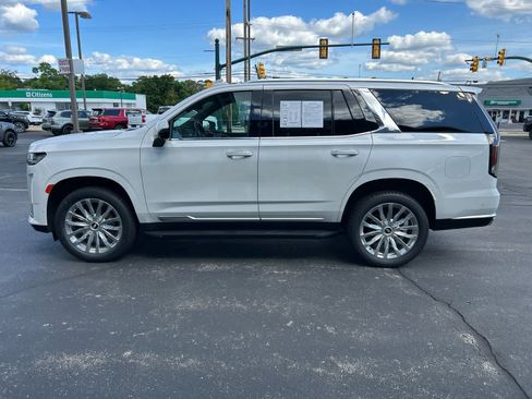 Used 2021 Cadillac Escalade Premium Luxury AWD/4WD image 10