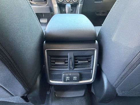 Used 2023 Subaru Forester Premium AWD/4WD image 25