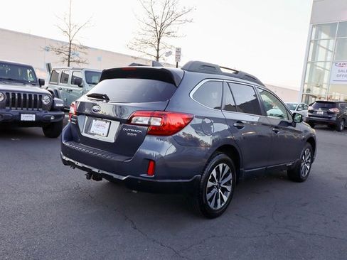 Used 2017 Subaru Outback 3.6R Limited image 15