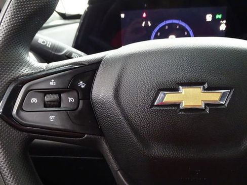 Used 2024 Chevrolet Trax LT image 23