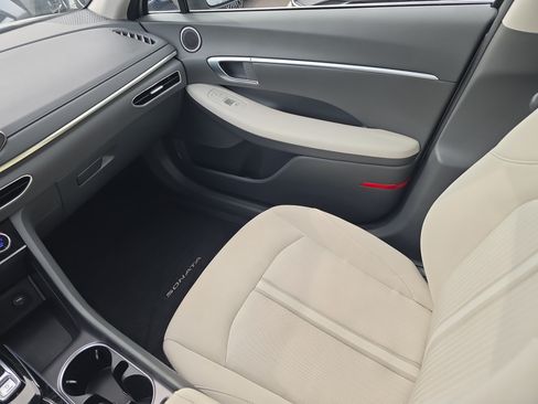 Used 2021 Hyundai Sonata SEL FWD image 15