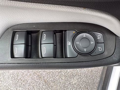 Used 2023 Chevrolet Equinox LS w/ LS Convenience Package FWD image 29