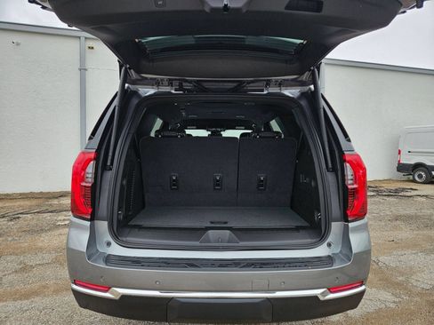 New 2026 GMC Yukon Elevation AWD/4WD image 4