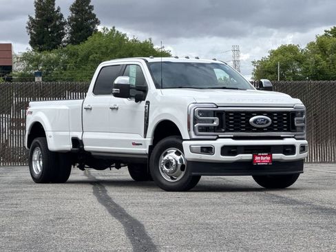 Certified 2026 Ford F350 Platinum w/ Platinum Plus Package AWD/4WD image 1