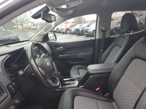 Used 2018 Chevrolet Colorado Z71 image 17