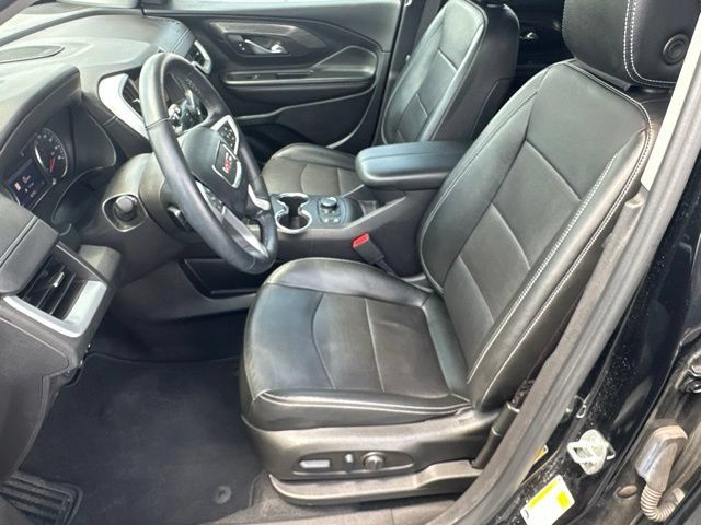 Used 2023 GMC Terrain SLT w/ Infotainment Package II AWD/4WD image 11